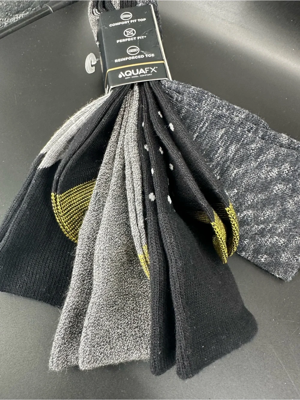 Gold Toe NWT 4 Pack Mens Dress Socks Shoe Size 6-12.5 Black